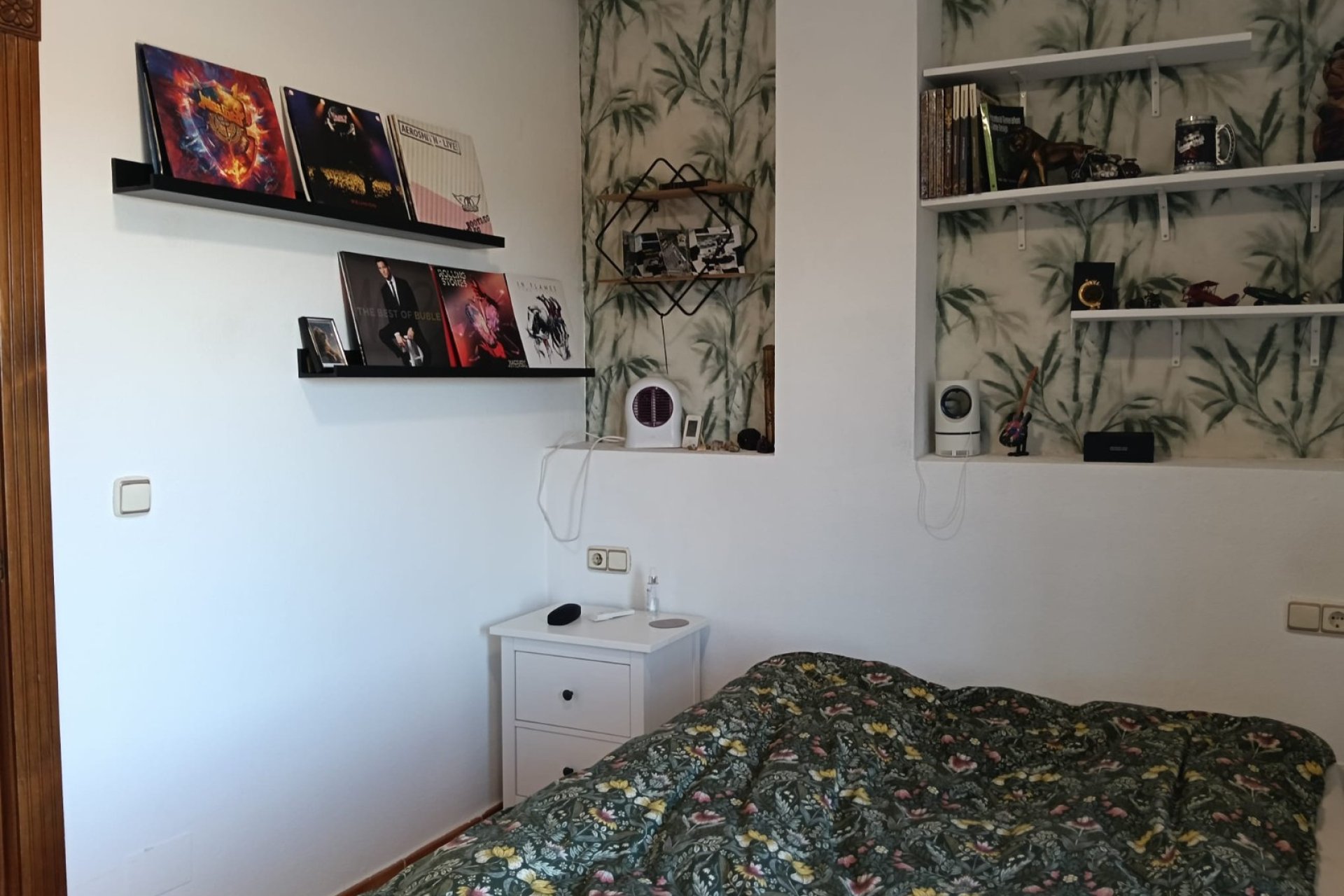 Reventa - Villa -
Los Montesinos - La Herrada