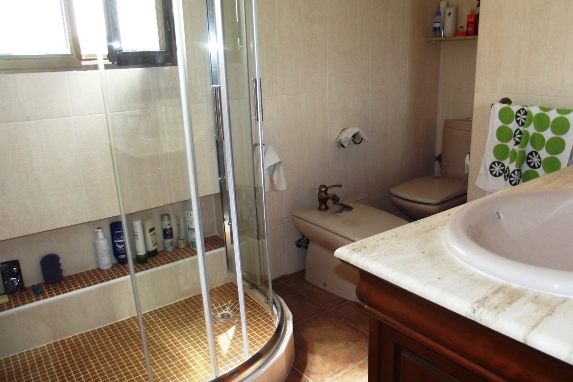 Reventa - Villa -
Los Montesinos - La Herrada