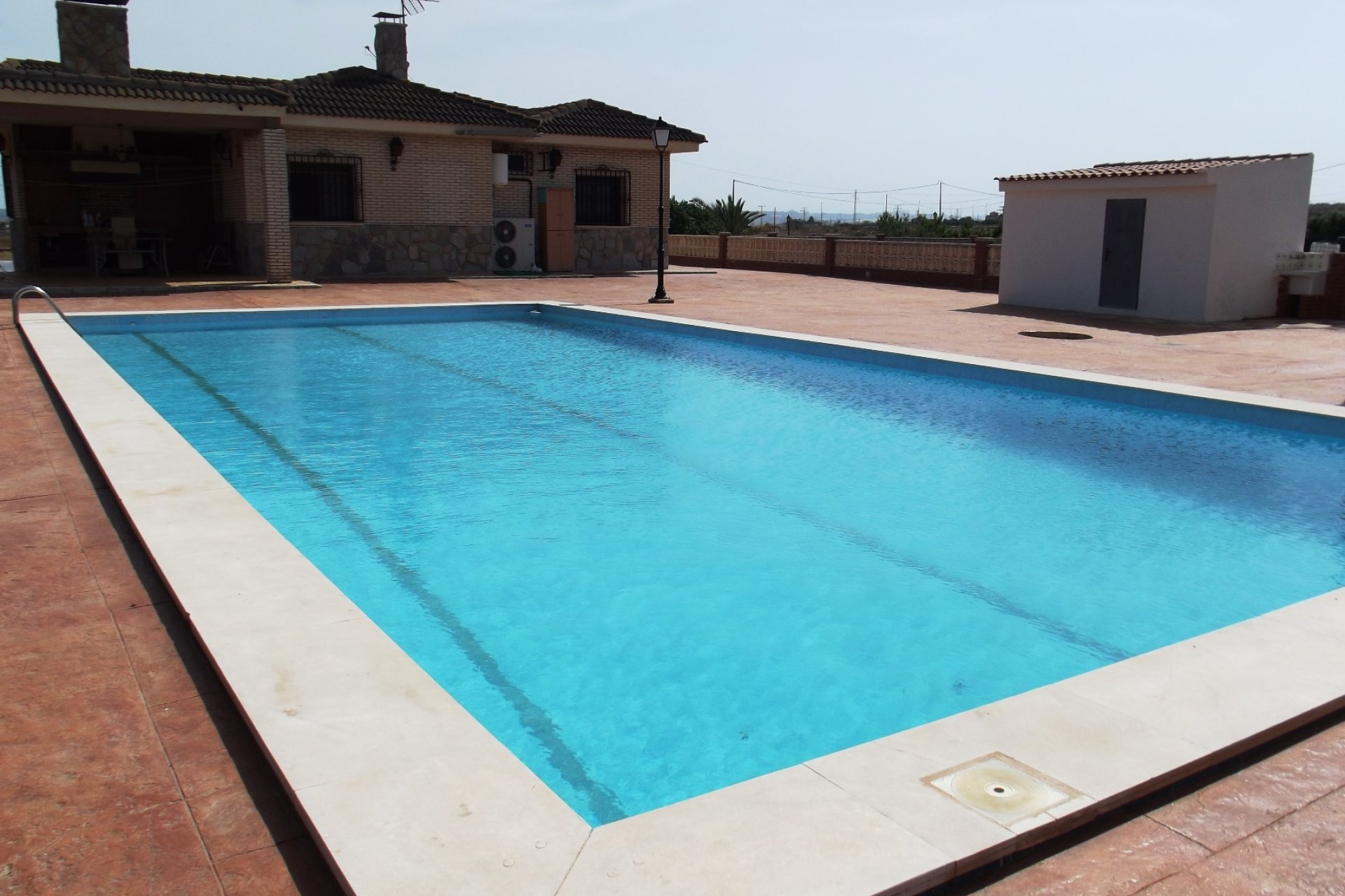 Reventa - Villa -
Los Montesinos - La Herrada