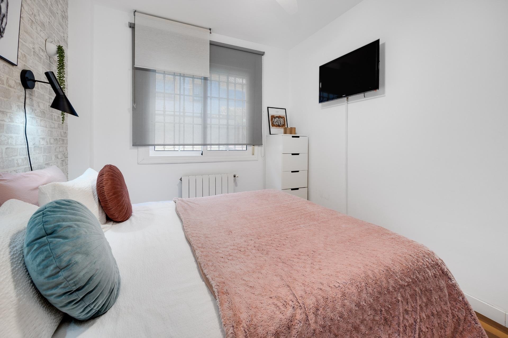 Reventa - Villa -
Los Montesinos - La Herrada