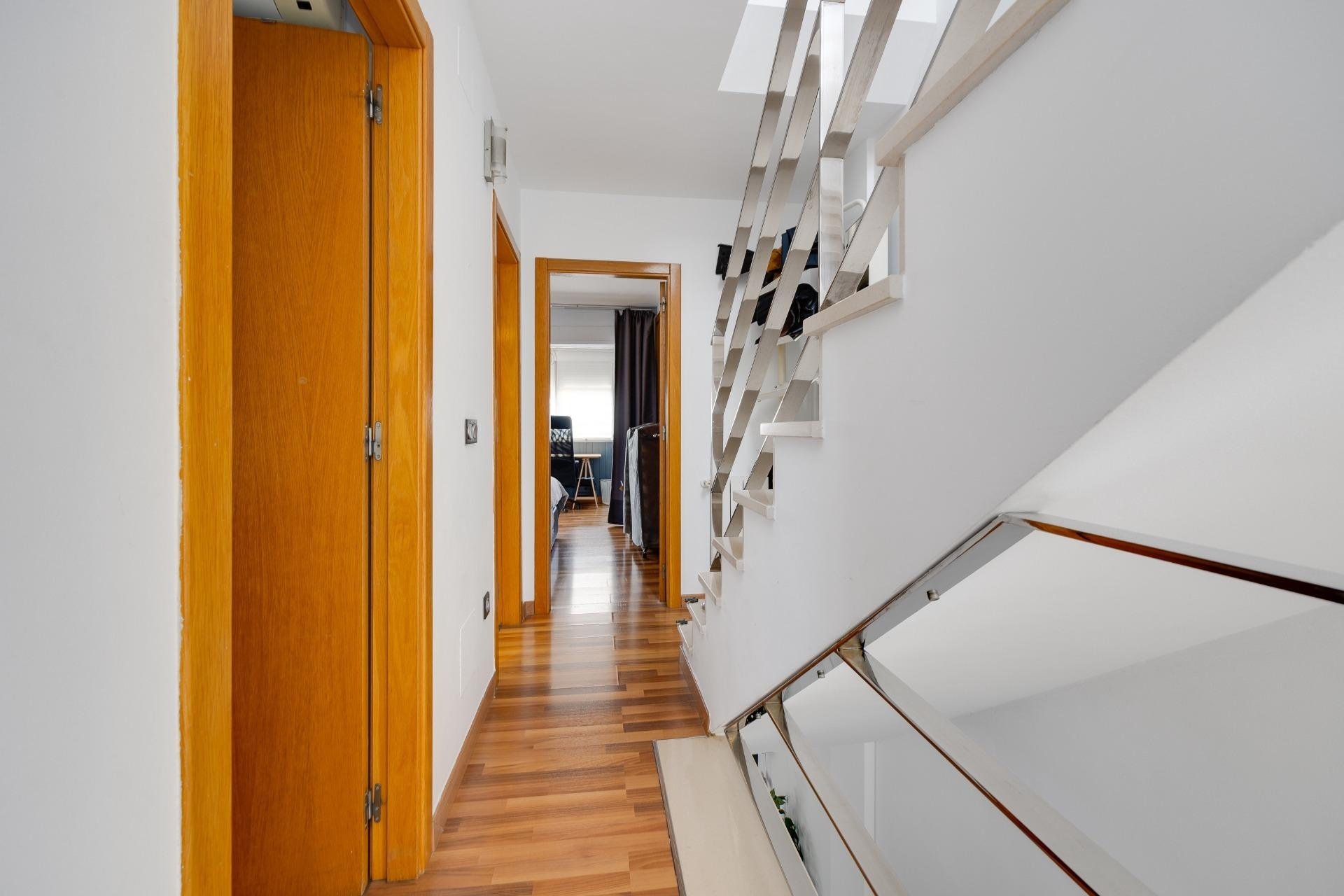 Reventa - Villa -
Los Montesinos - La Herrada