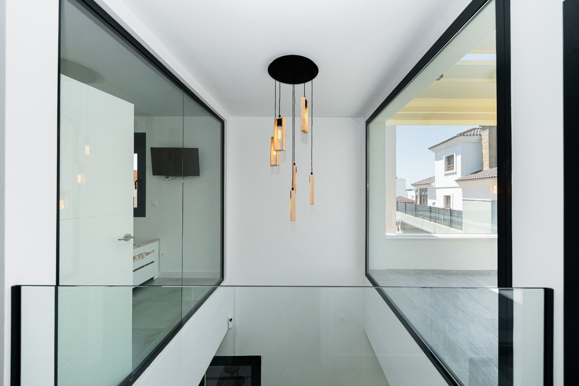 Reventa - Villa -
Los Montesinos