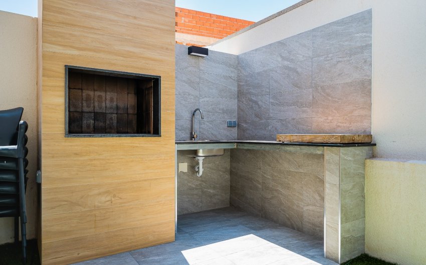 Reventa - Villa -
Los Montesinos