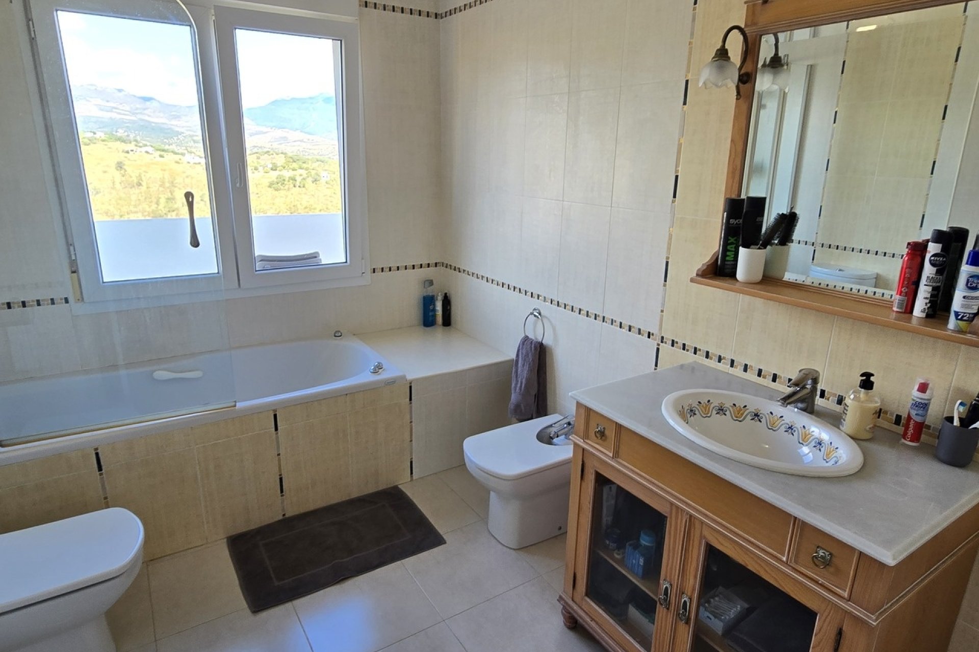 Reventa - Villa -
Los Romanes - Inland