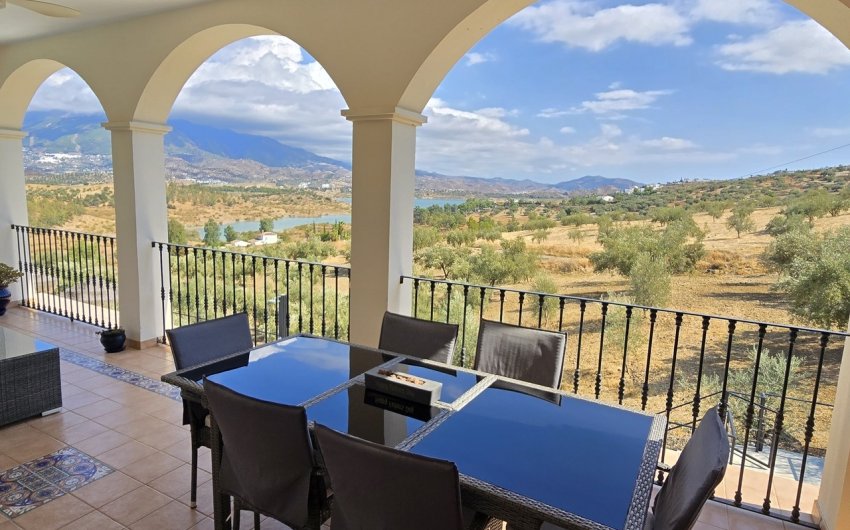 Reventa - Villa -
Los Romanes - Inland