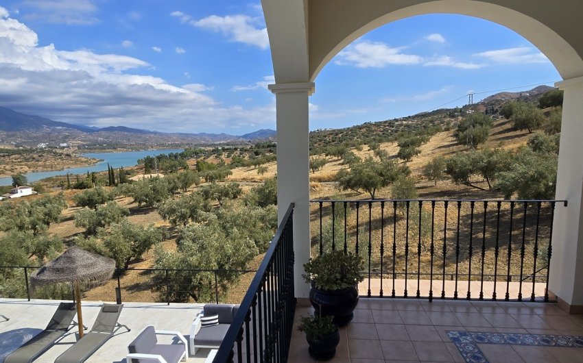 Reventa - Villa -
Los Romanes - Inland