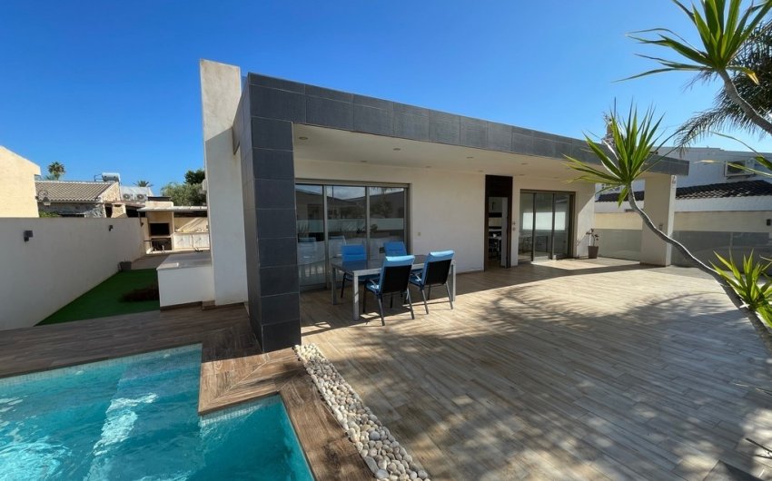 Reventa - Villa -
Mar de Cristal - Costa Calida