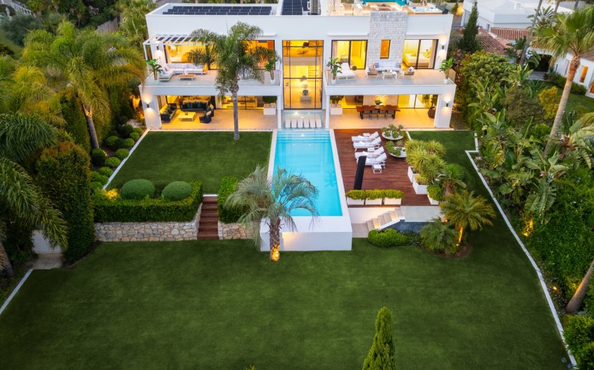 Reventa - Villa -
Marbella - East Marbella