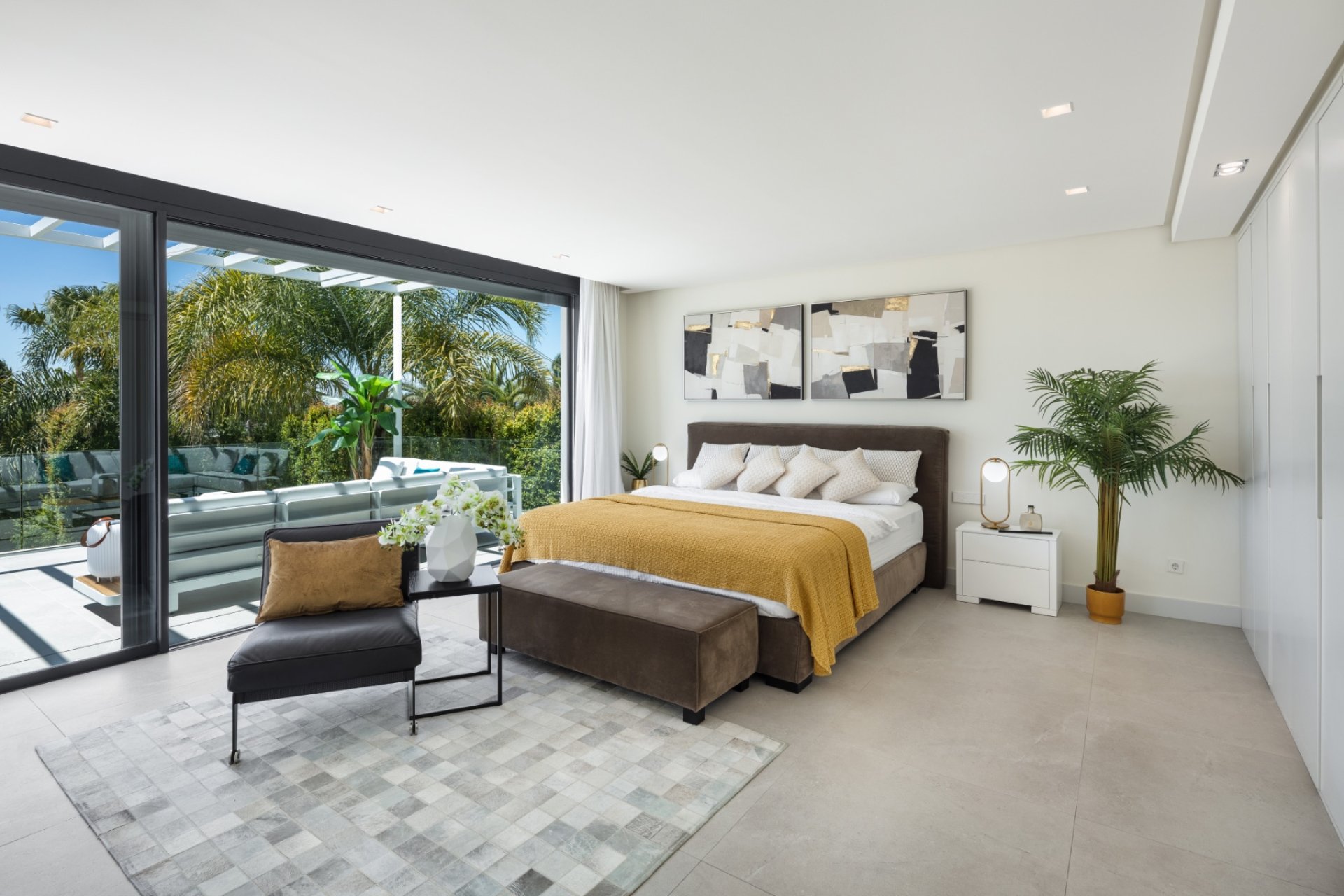 Reventa - Villa -
Marbella - East Marbella