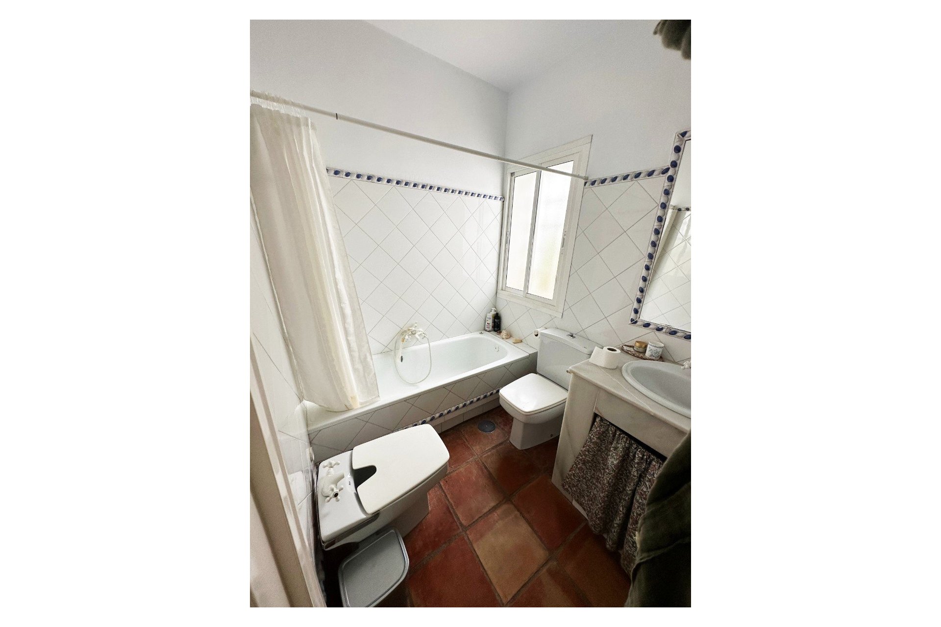 Reventa - Villa -
Marbella - Las Chapas