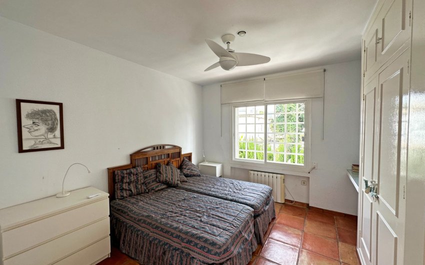 Reventa - Villa -
Marbella - Las Chapas