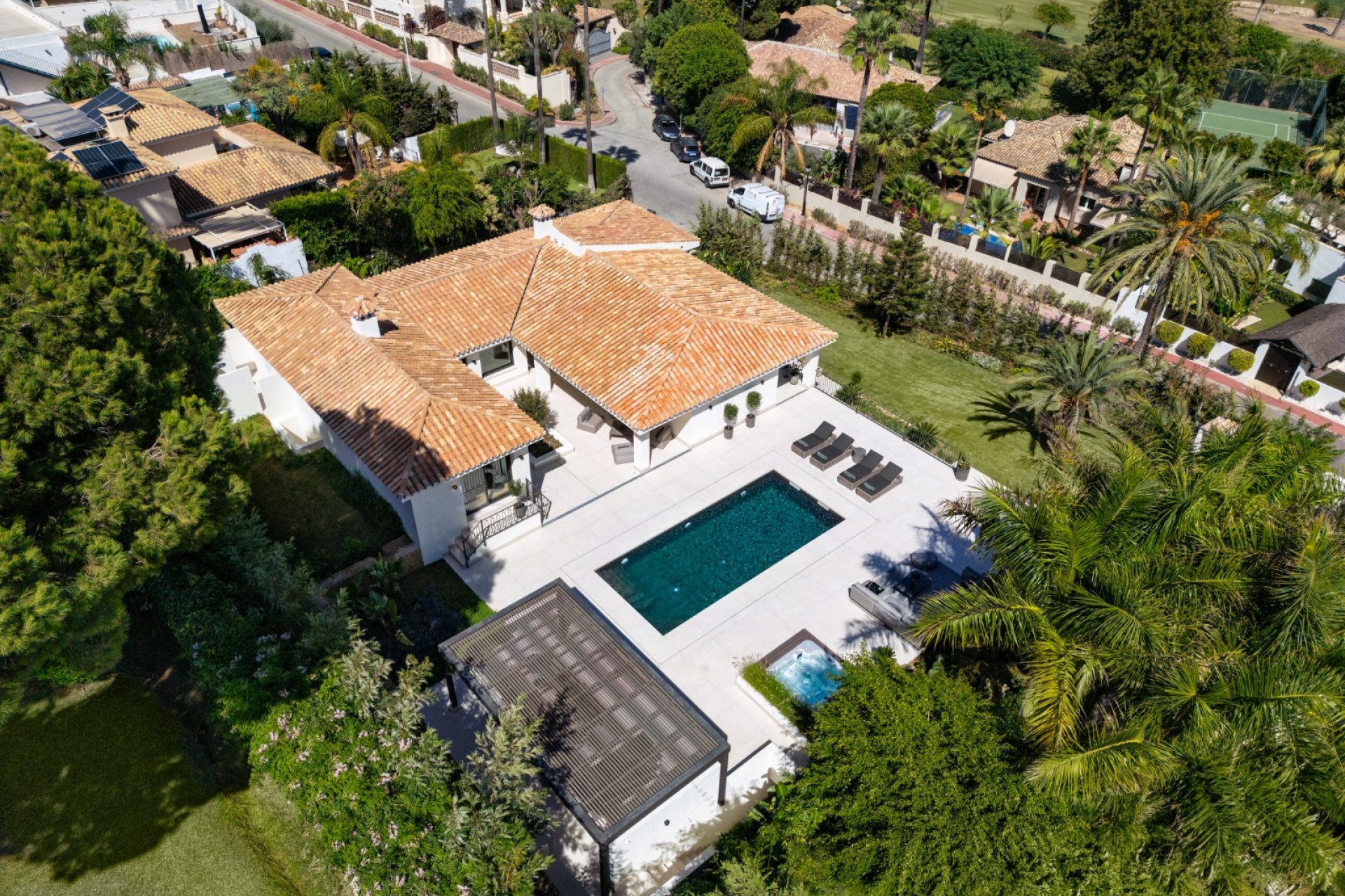 Reventa - Villa -
Marbella - Nueva Andalucía