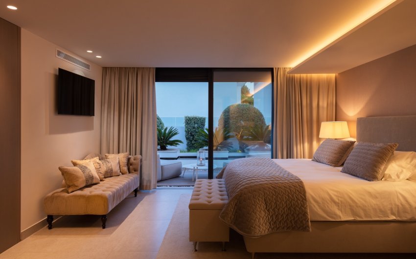 Reventa - Villa -
Marbella - Nueva Andalucía