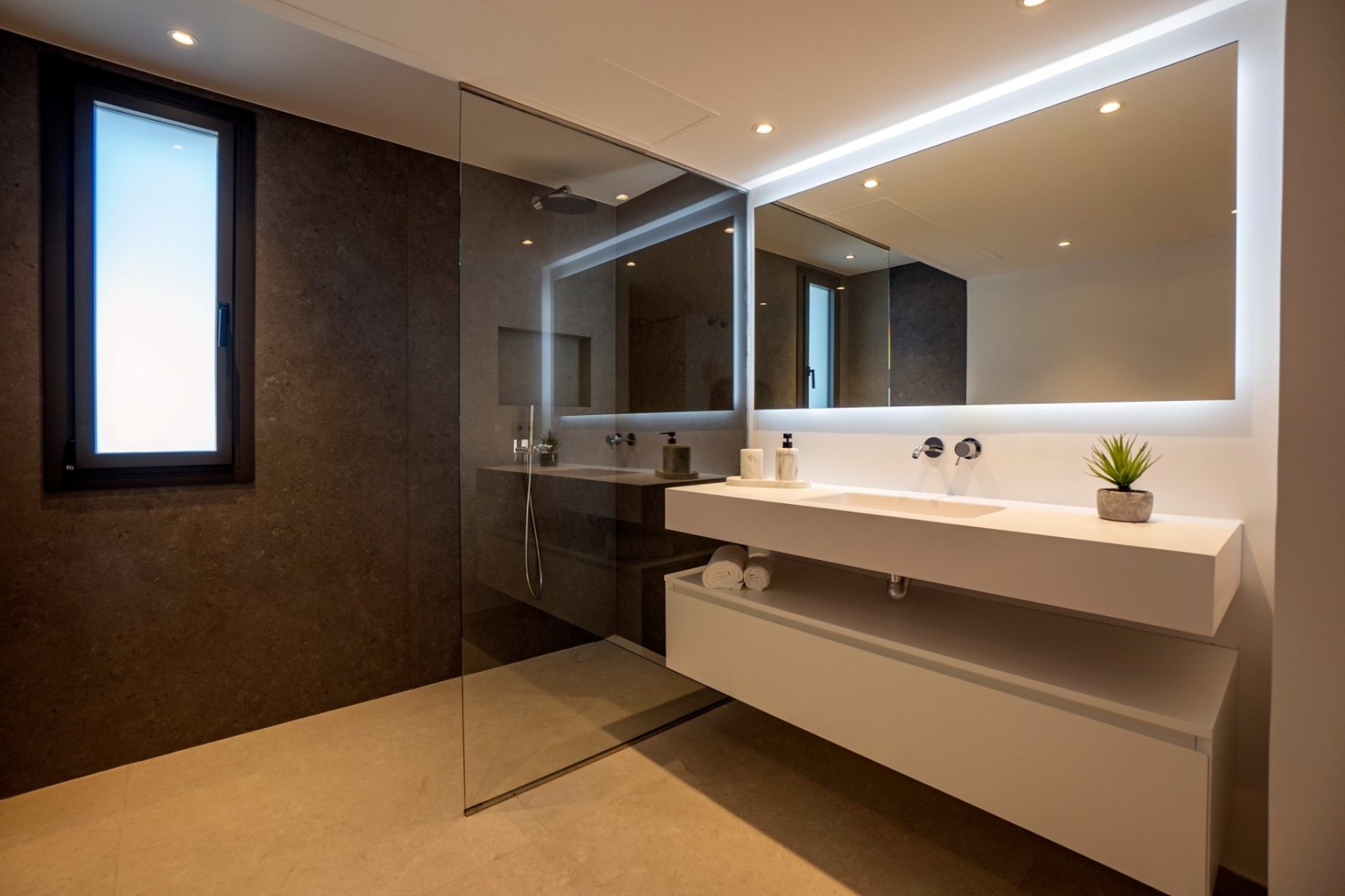 Reventa - Villa -
Marbella - Nueva Andalucía