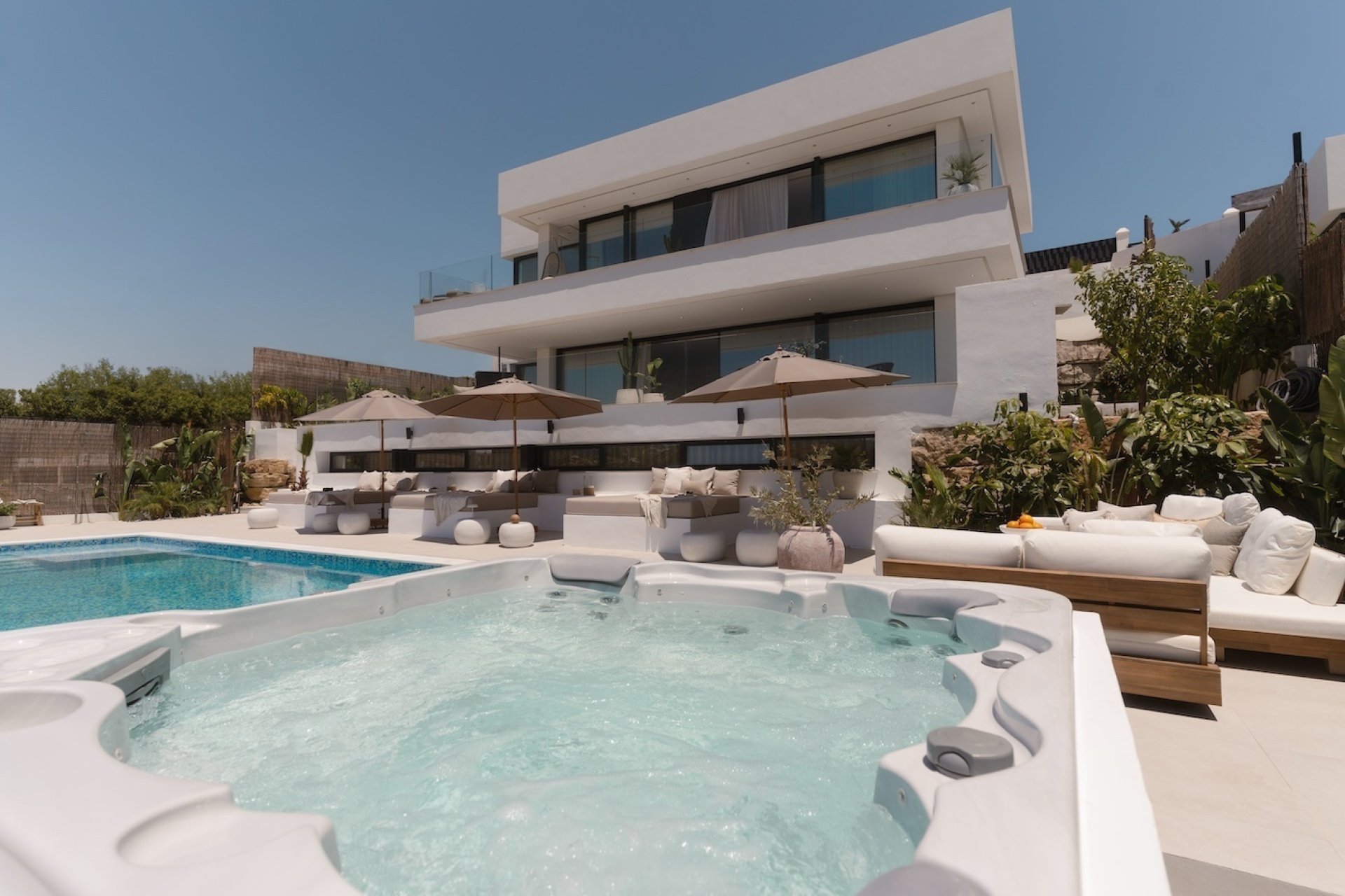 Reventa - Villa -
Marbella - Nueva Andalucía