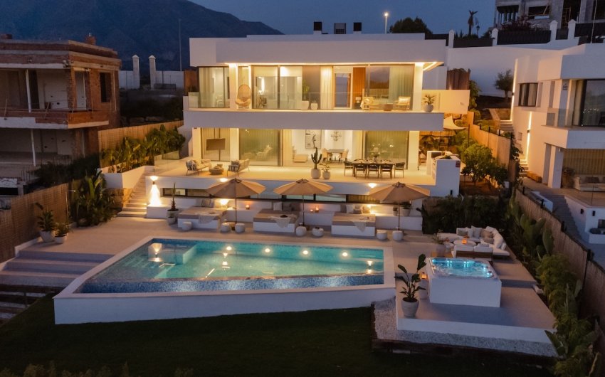 Reventa - Villa -
Marbella - Nueva Andalucía