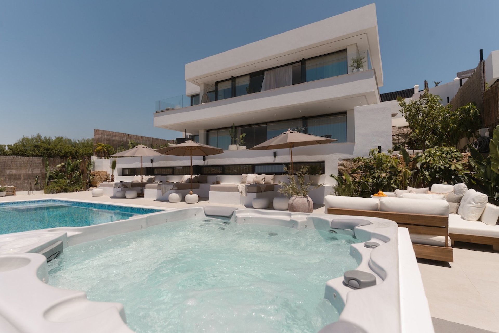 Reventa - Villa -
Marbella - Nueva Andalucía