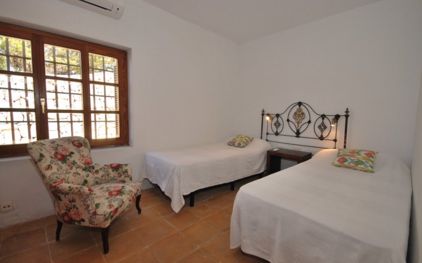 Reventa - Villa -
Moraira - Benimeit