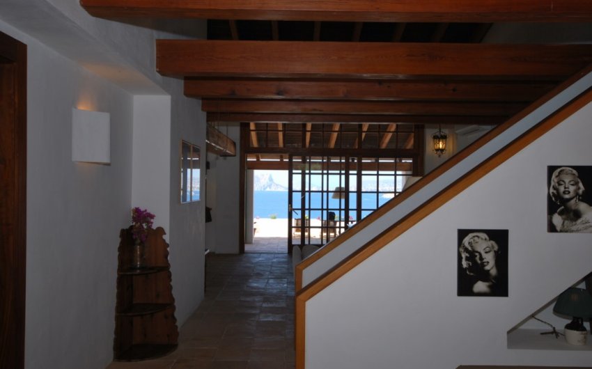 Reventa - Villa -
Moraira - Benimeit