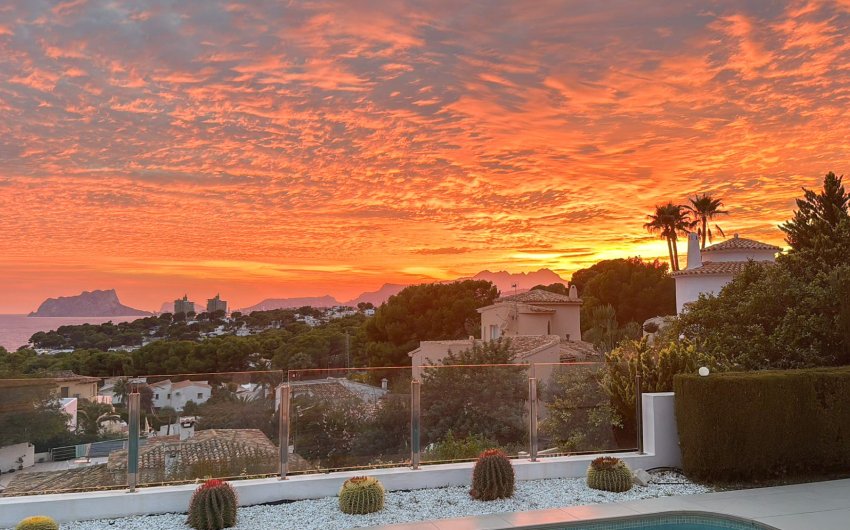 Reventa - Villa -
Moraira - El Portet