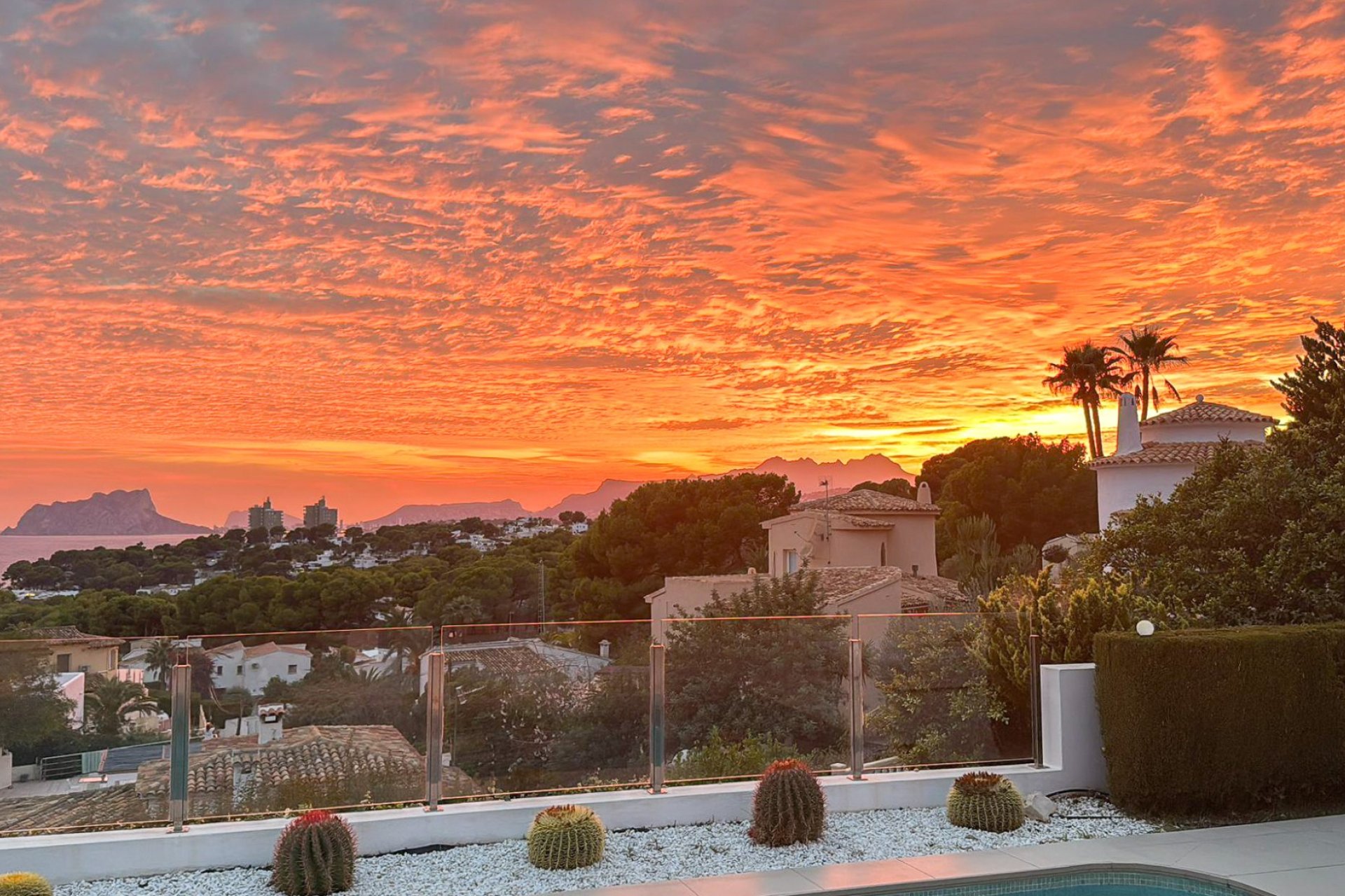 Reventa - Villa -
Moraira - El Portet