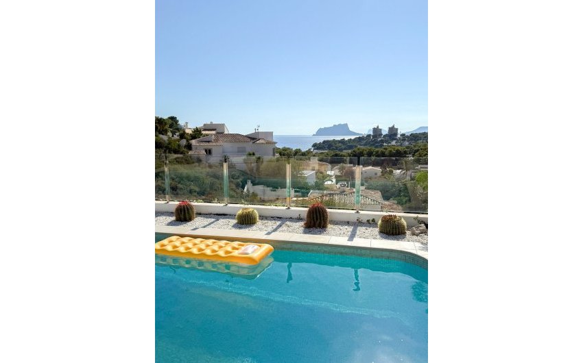 Reventa - Villa -
Moraira - El Portet