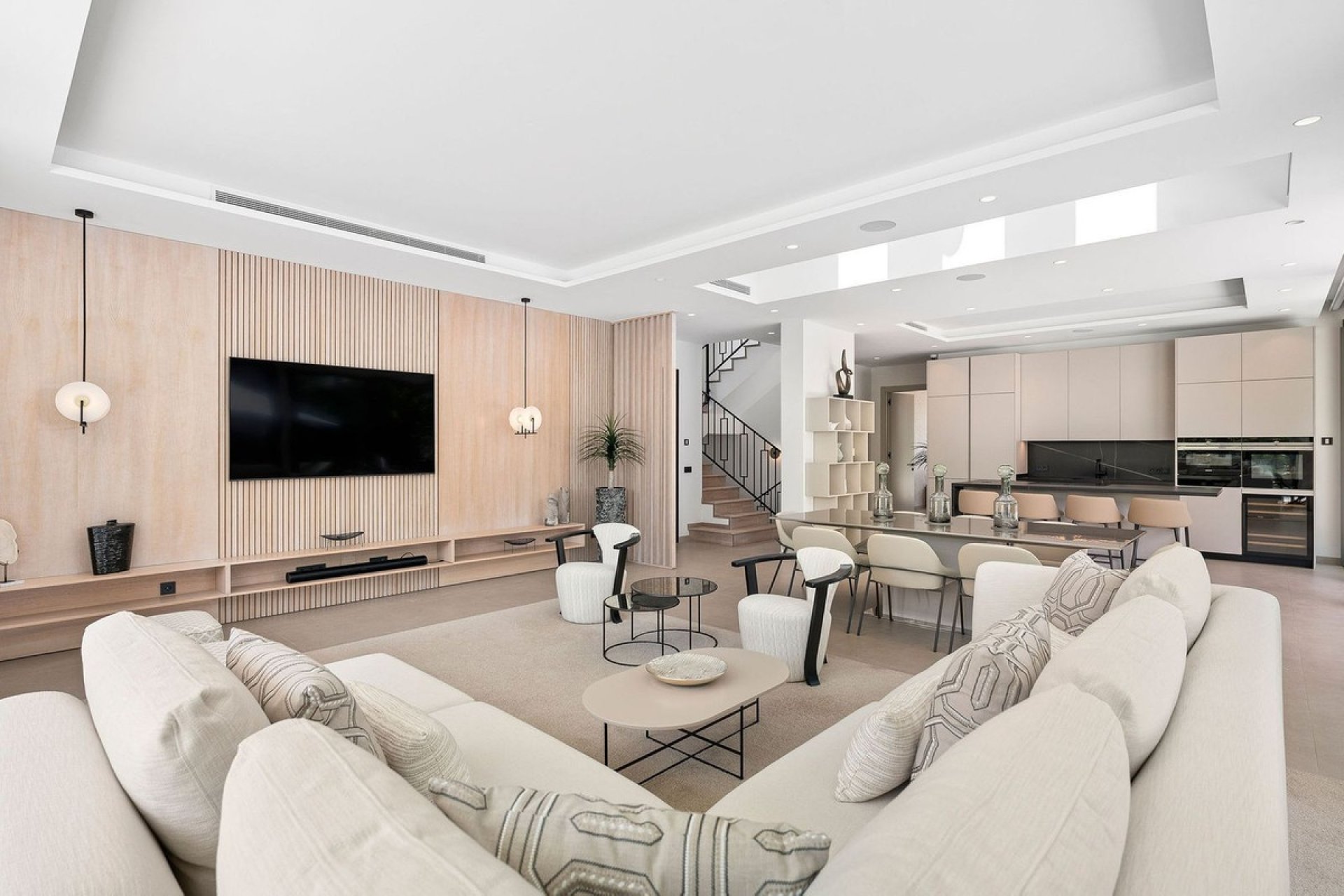 Reventa - Villa -
Nueva Andalucía - Costa del Sol