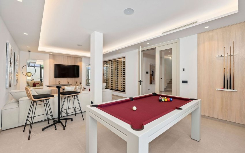 Reventa - Villa -
Nueva Andalucía - Costa del Sol