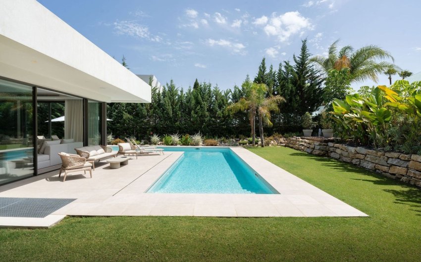 Reventa - Villa -
Nueva Andalucía - Costa del Sol