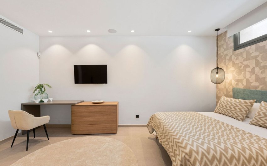 Reventa - Villa -
Nueva Andalucía - Costa del Sol