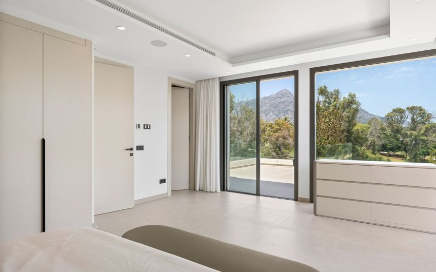 Reventa - Villa -
Nueva Andalucía - Costa del Sol