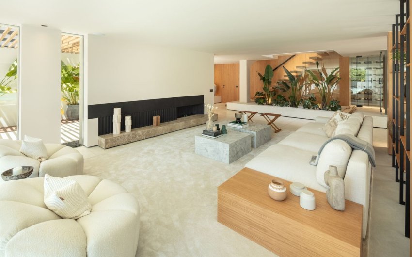 Reventa - Villa -
Nueva Andalucía - Costa del Sol