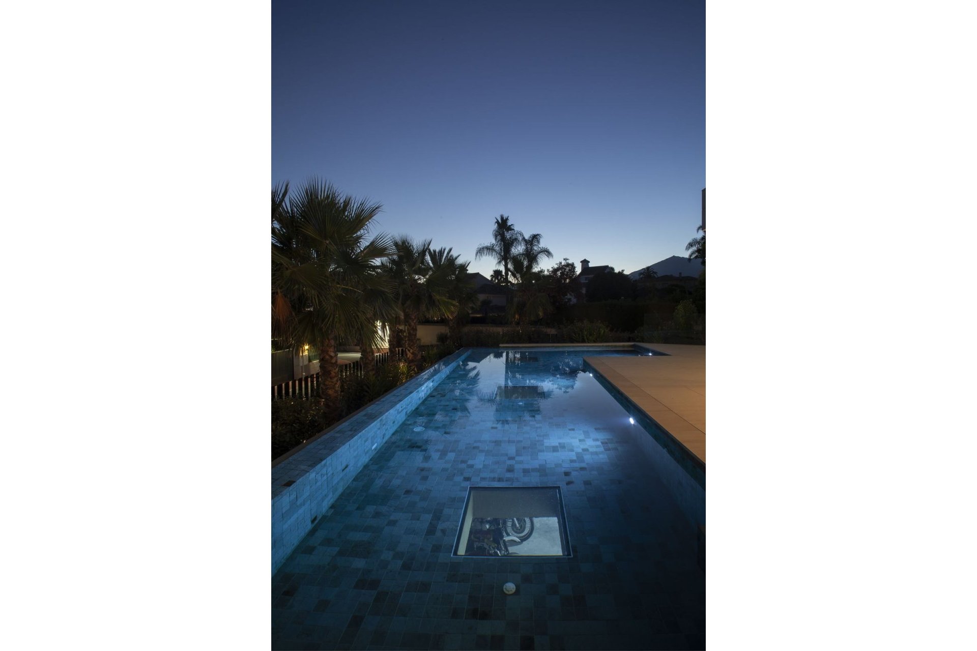 Reventa - Villa -
Nueva Andalucía - Costa del Sol