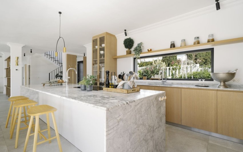 Reventa - Villa -
Nueva Andalucía - Costa del Sol