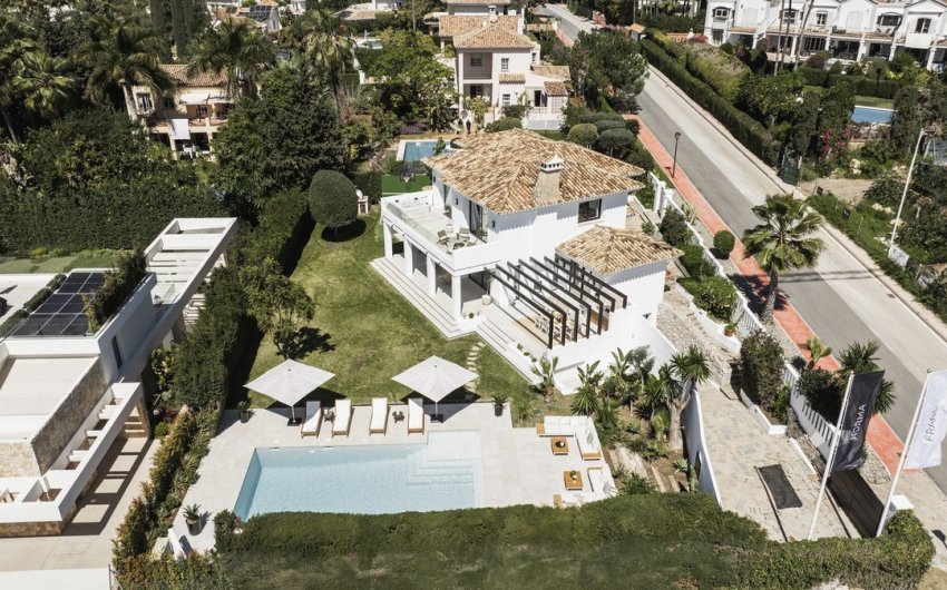 Reventa - Villa -
Nueva Andalucía - Costa del Sol