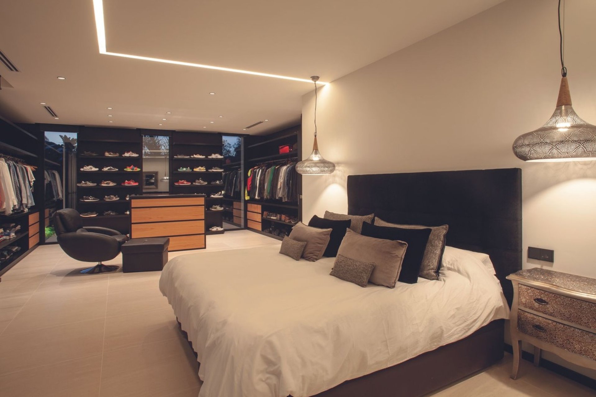 Reventa - Villa -
Nueva Andalucía - Costa del Sol