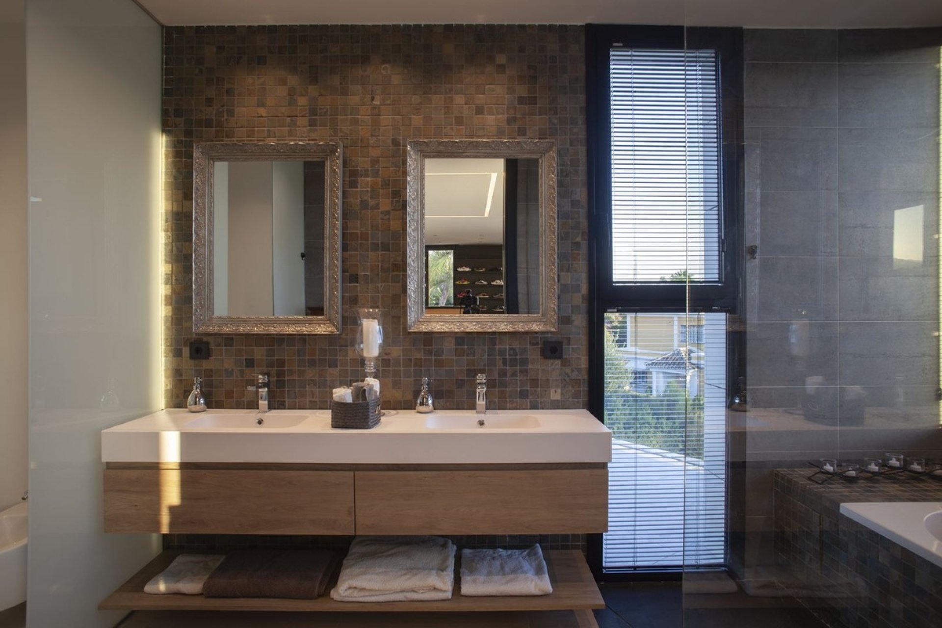 Reventa - Villa -
Nueva Andalucía - Costa del Sol