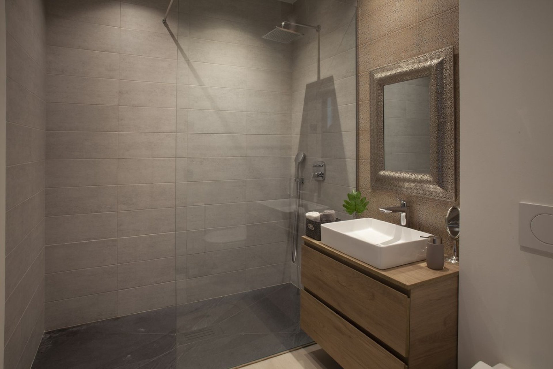 Reventa - Villa -
Nueva Andalucía - Costa del Sol