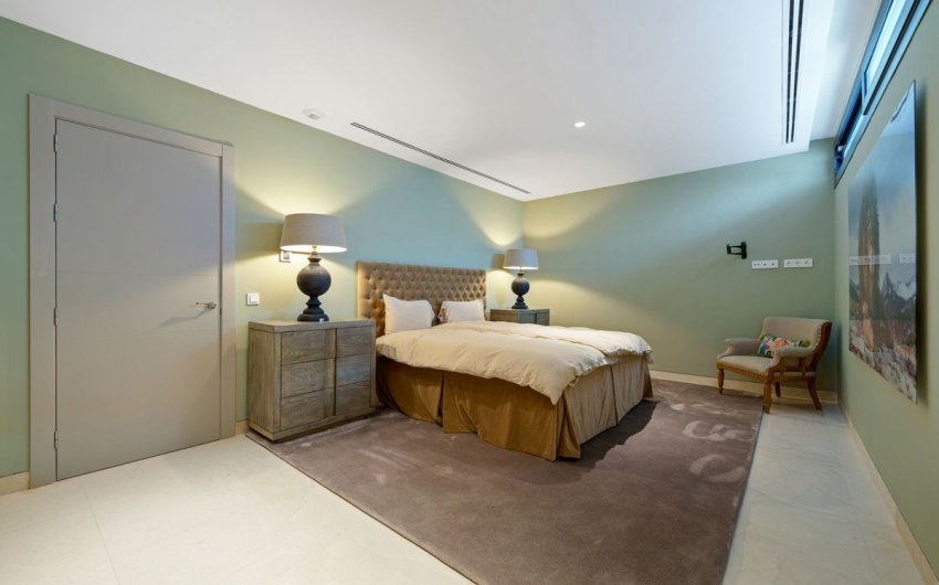 Reventa - Villa -
Nueva Andalucía - Costa del Sol