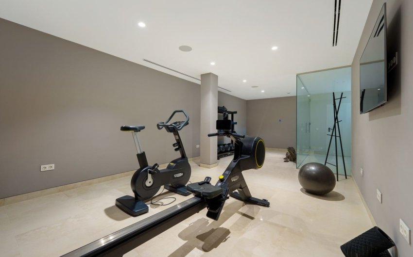 Reventa - Villa -
Nueva Andalucía - Costa del Sol