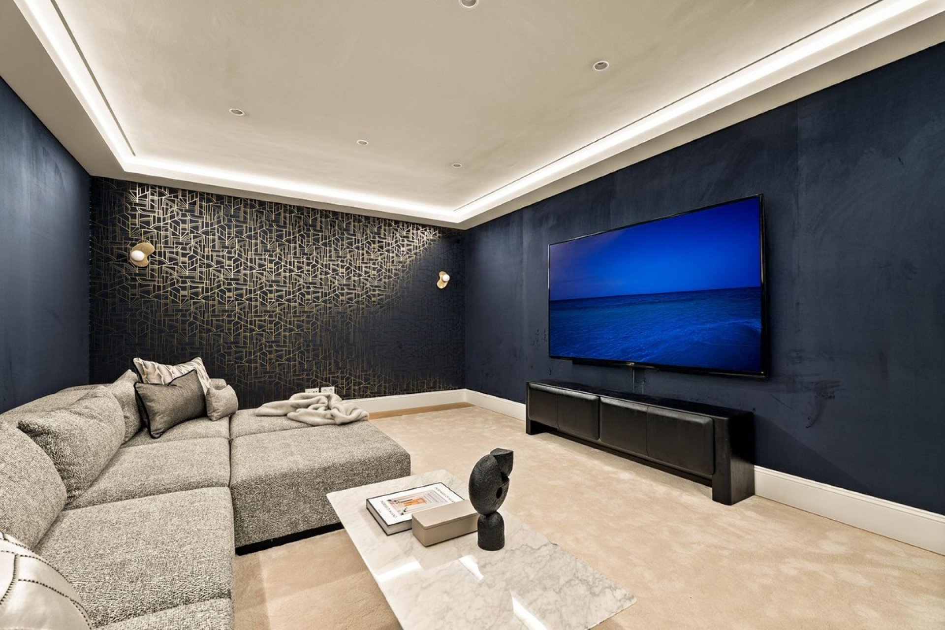 Reventa - Villa -
Nueva Andalucía - Costa del Sol