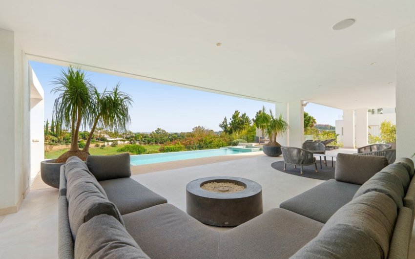 Reventa - Villa -
Nueva Andalucía - Costa del Sol