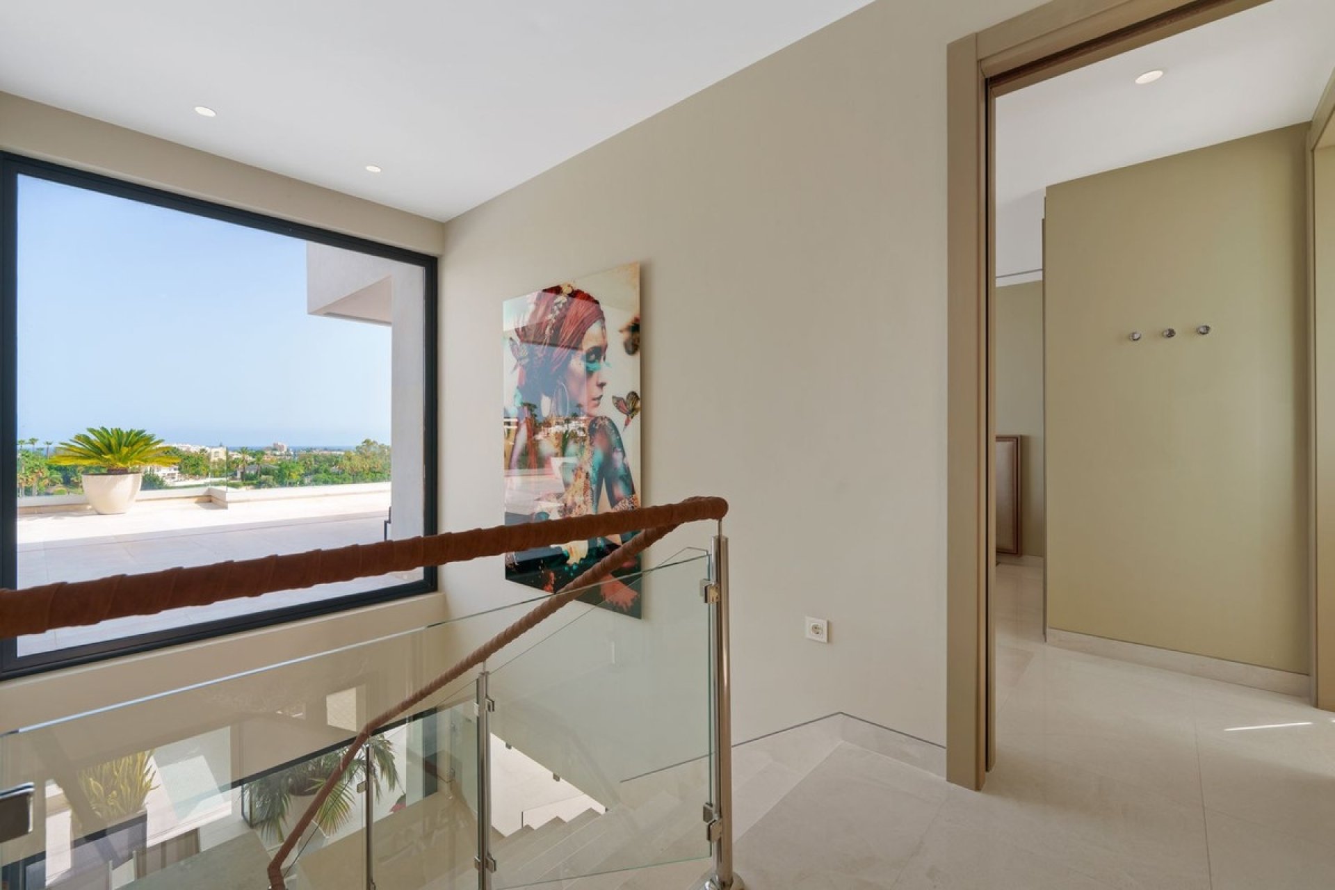 Reventa - Villa -
Nueva Andalucía - Costa del Sol