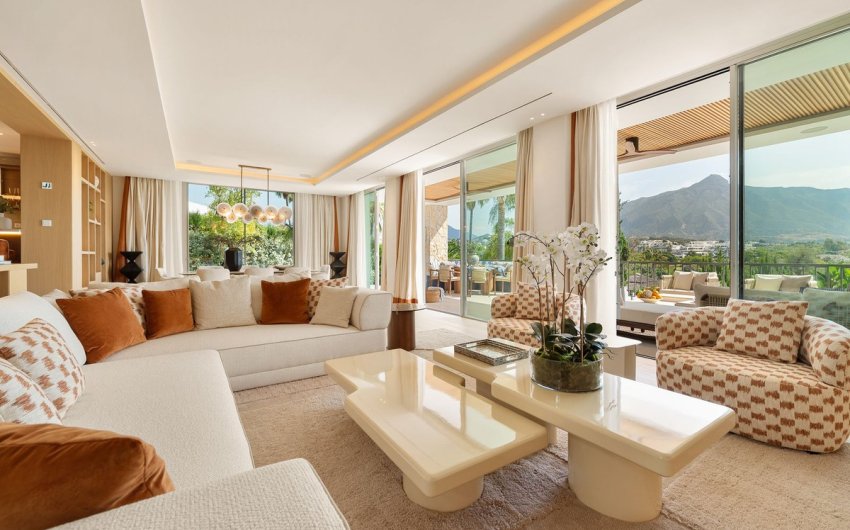 Reventa - Villa -
Nueva Andalucía - Costa del Sol