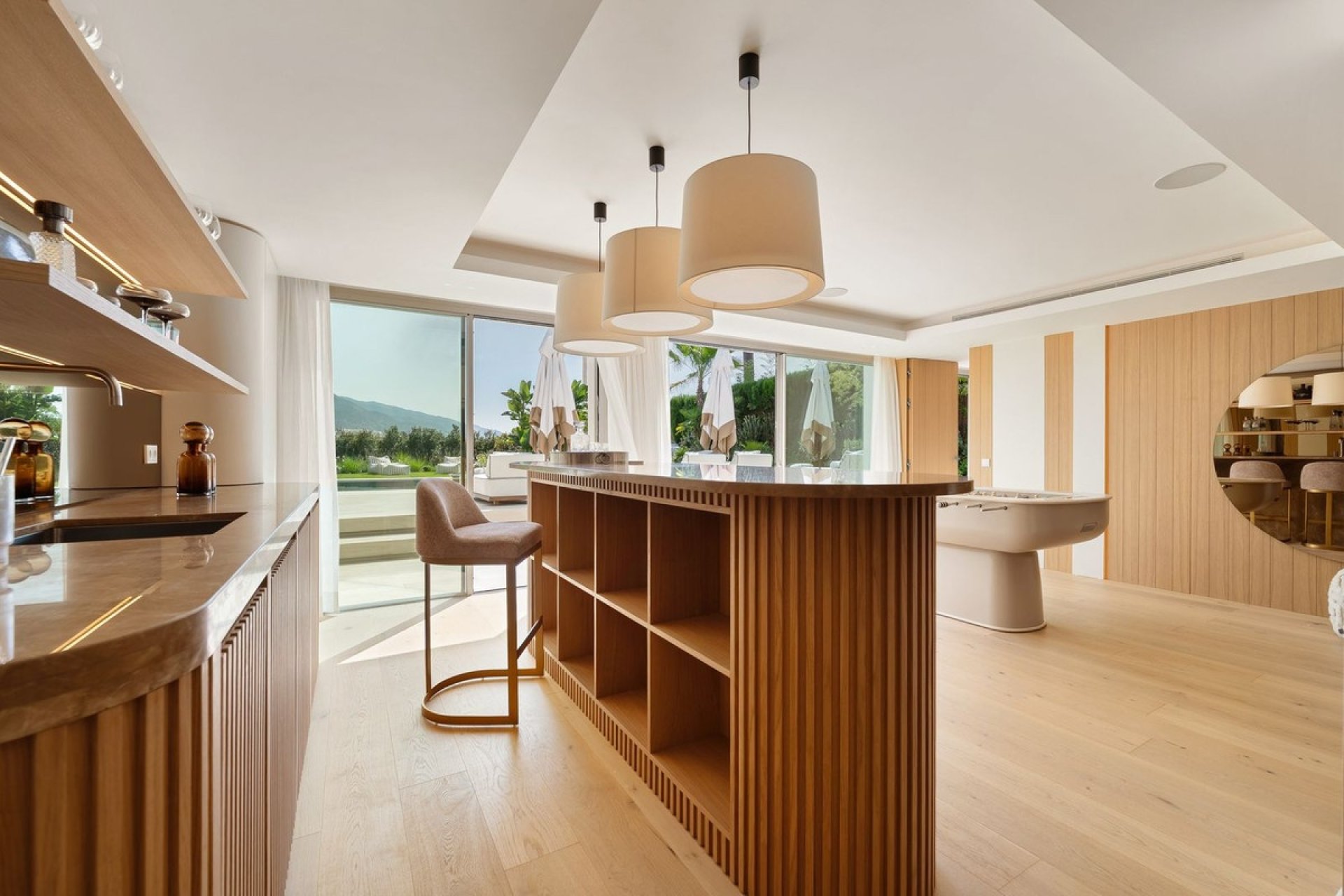 Reventa - Villa -
Nueva Andalucía - Costa del Sol