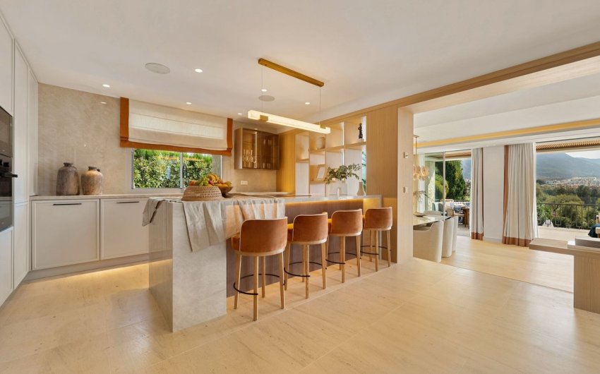 Reventa - Villa -
Nueva Andalucía - Costa del Sol