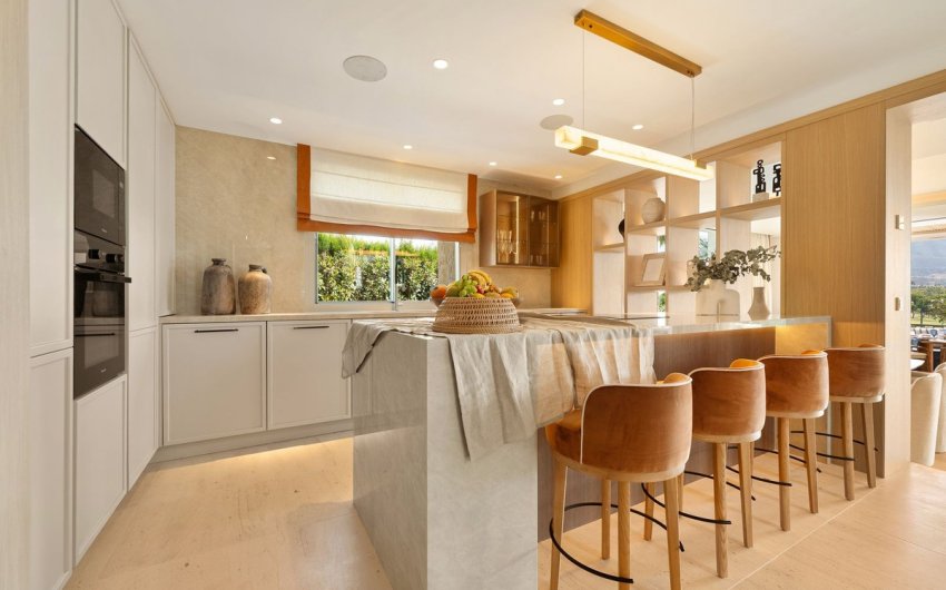 Reventa - Villa -
Nueva Andalucía - Costa del Sol