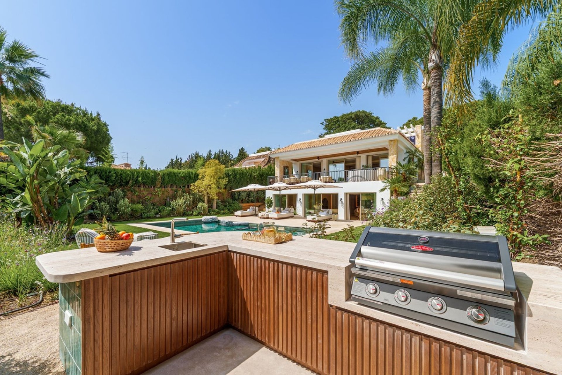 Reventa - Villa -
Nueva Andalucía - Costa del Sol