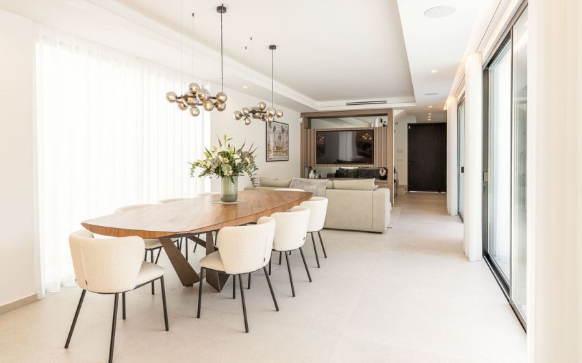 Reventa - Villa -
Nueva Andalucía - Costa del Sol