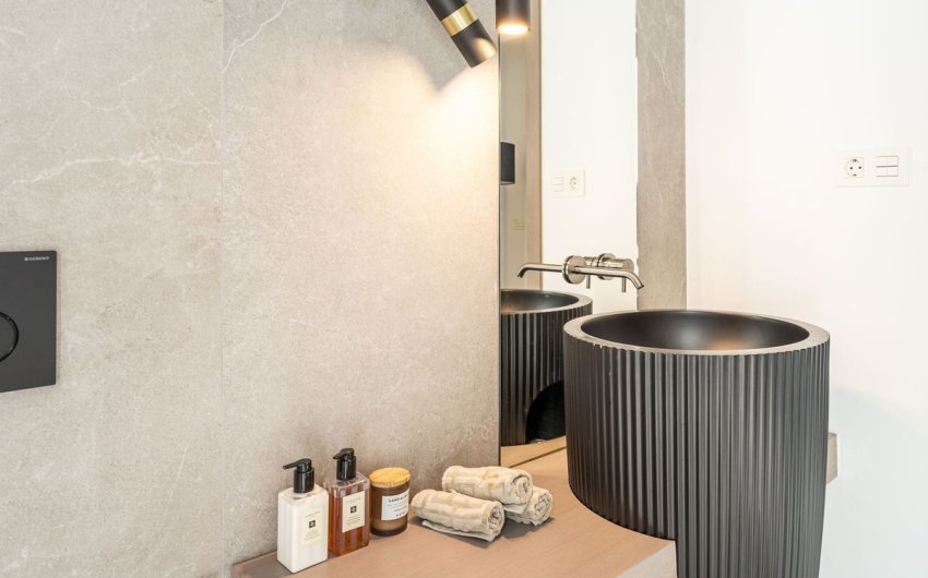 Reventa - Villa -
Nueva Andalucía - Costa del Sol